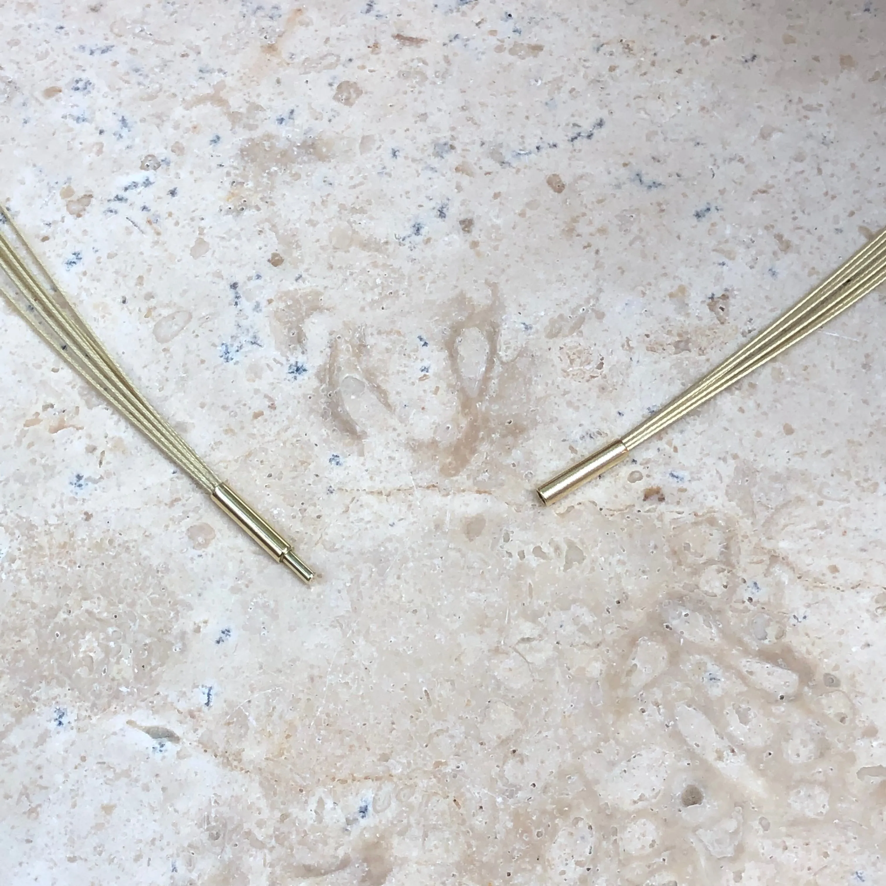 14KT Yellow Gold Thin Multi 7-Strand Mesh Wire Necklace