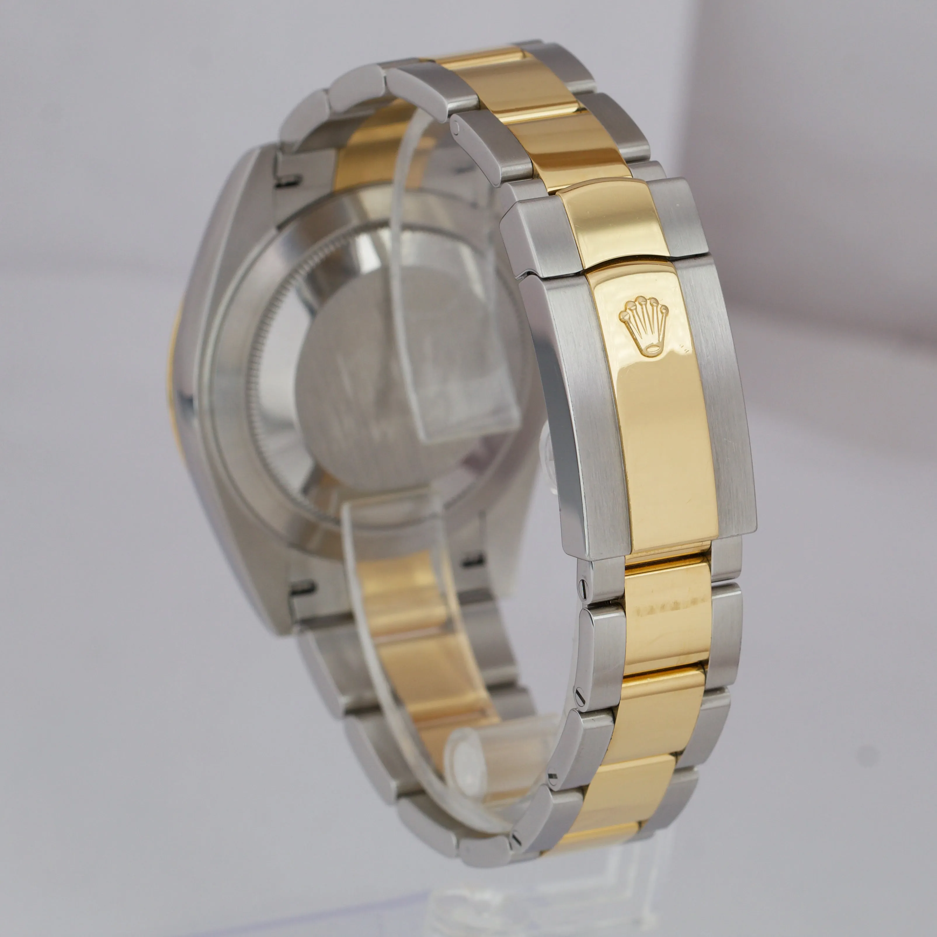 2020 Rolex DateJust 41 126303 Wimbledon Smooth 18K Yellow Gold Two-Tone Watch