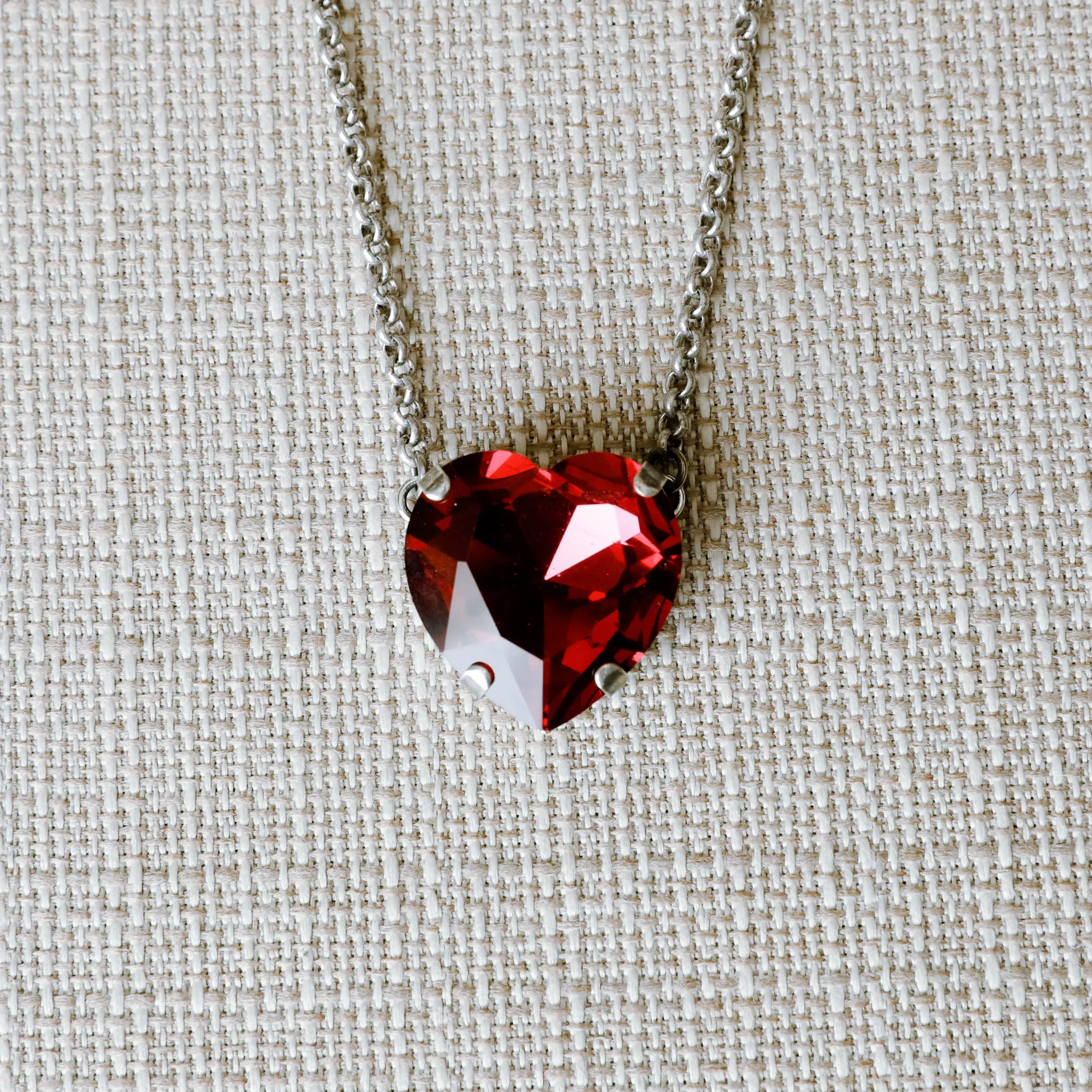 Aphrodite Heart Rachel Marie Necklace : Clear