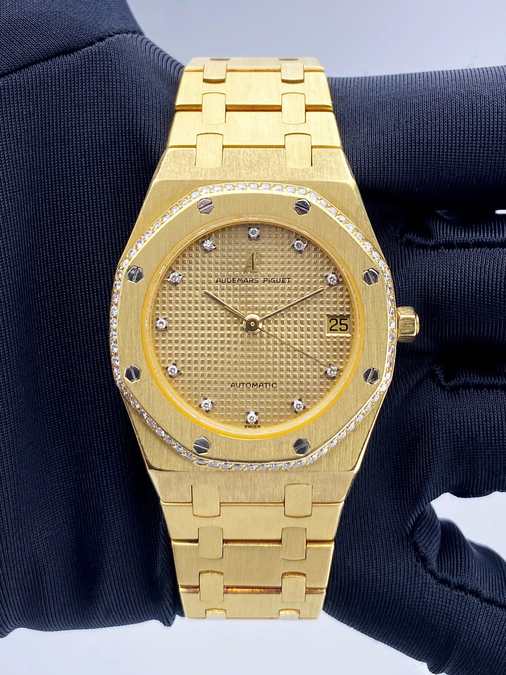 Audemars Piguet Royal Oak Diamond Champagne Dial 18K Yellow Gold Mens Watch