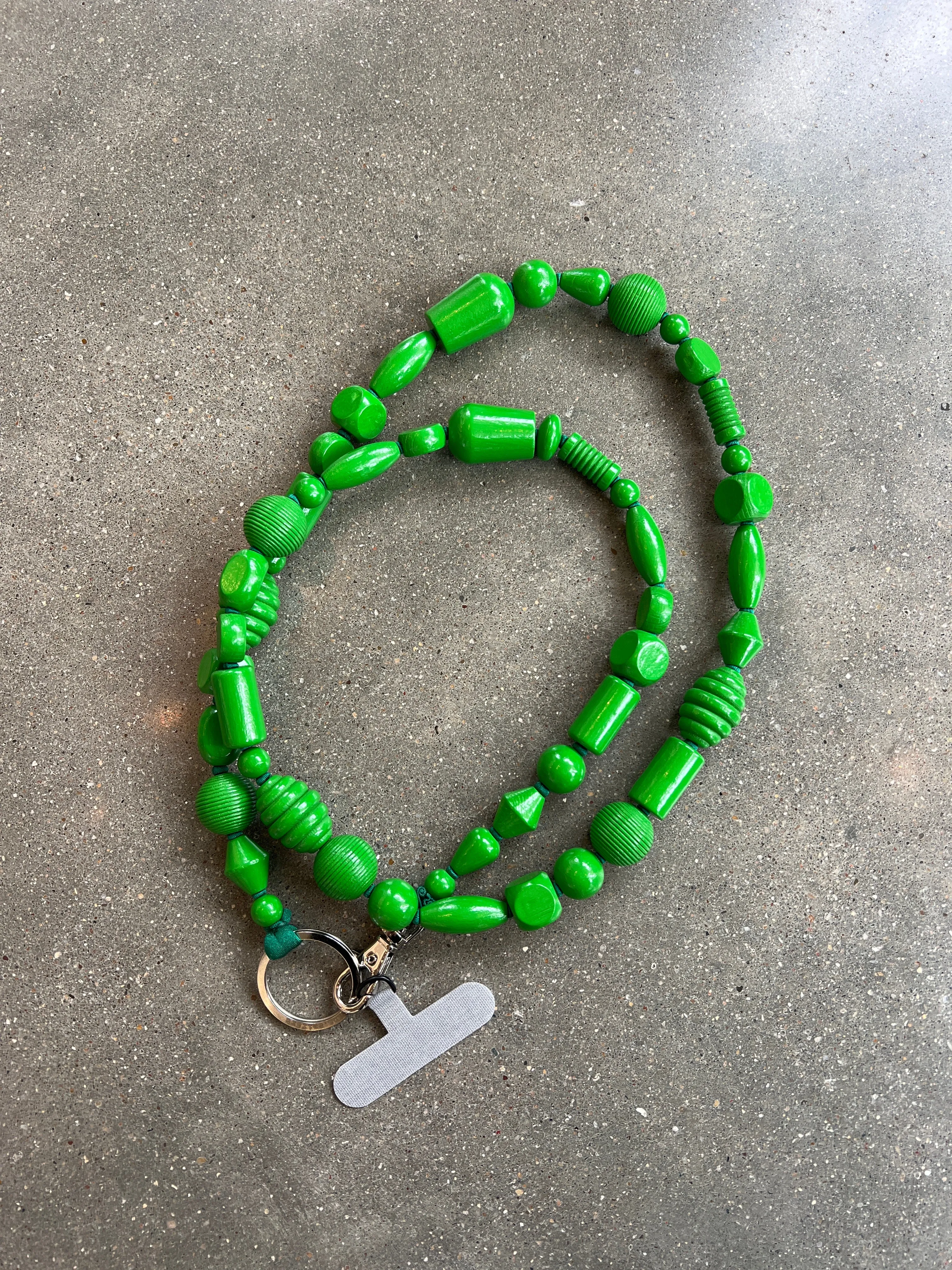 BIG Perlinmix Necklace Keychain in Green | Ina Seifart