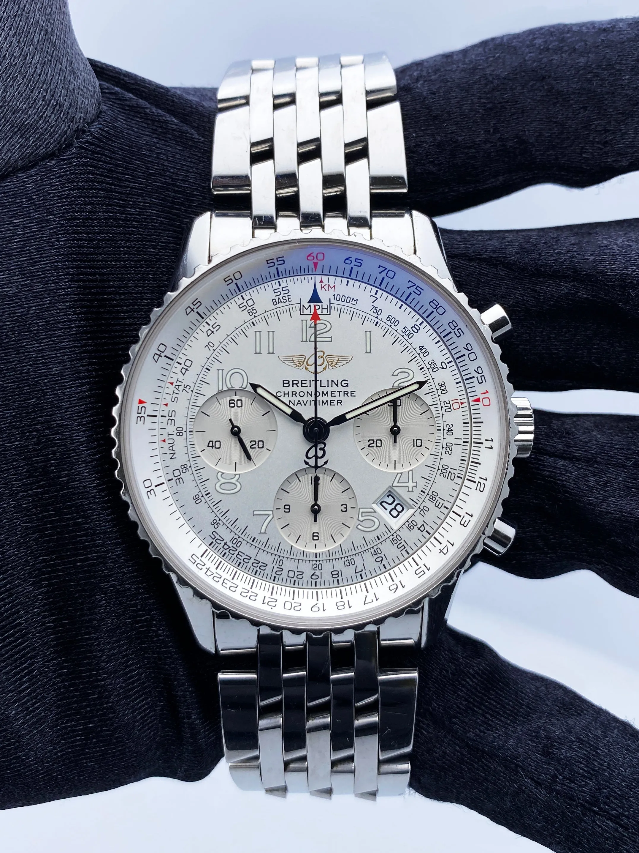Breitling Navitimer A2332212 Stainless Steel Mens Watch Box Papers