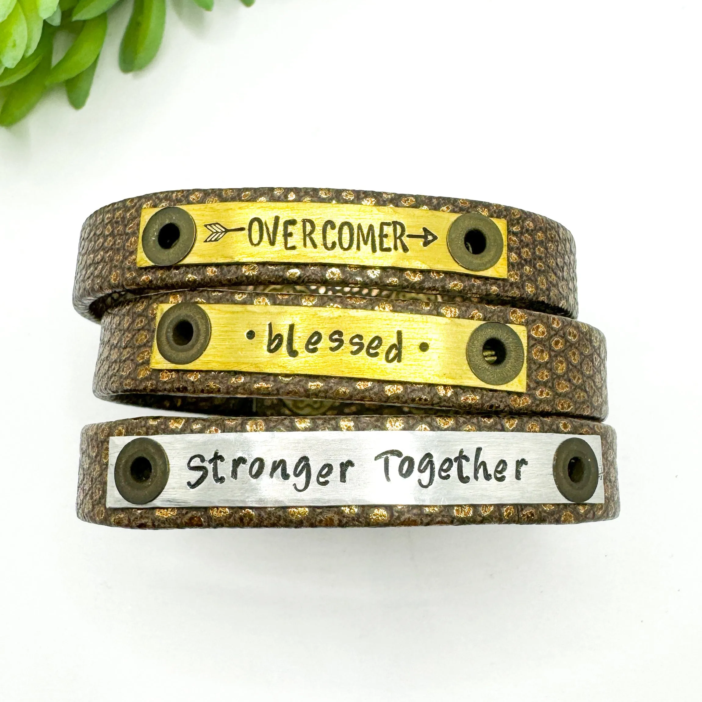 Bronze Luxor | 3 Phrases | Leather Skinny Bracelet | Adjustable