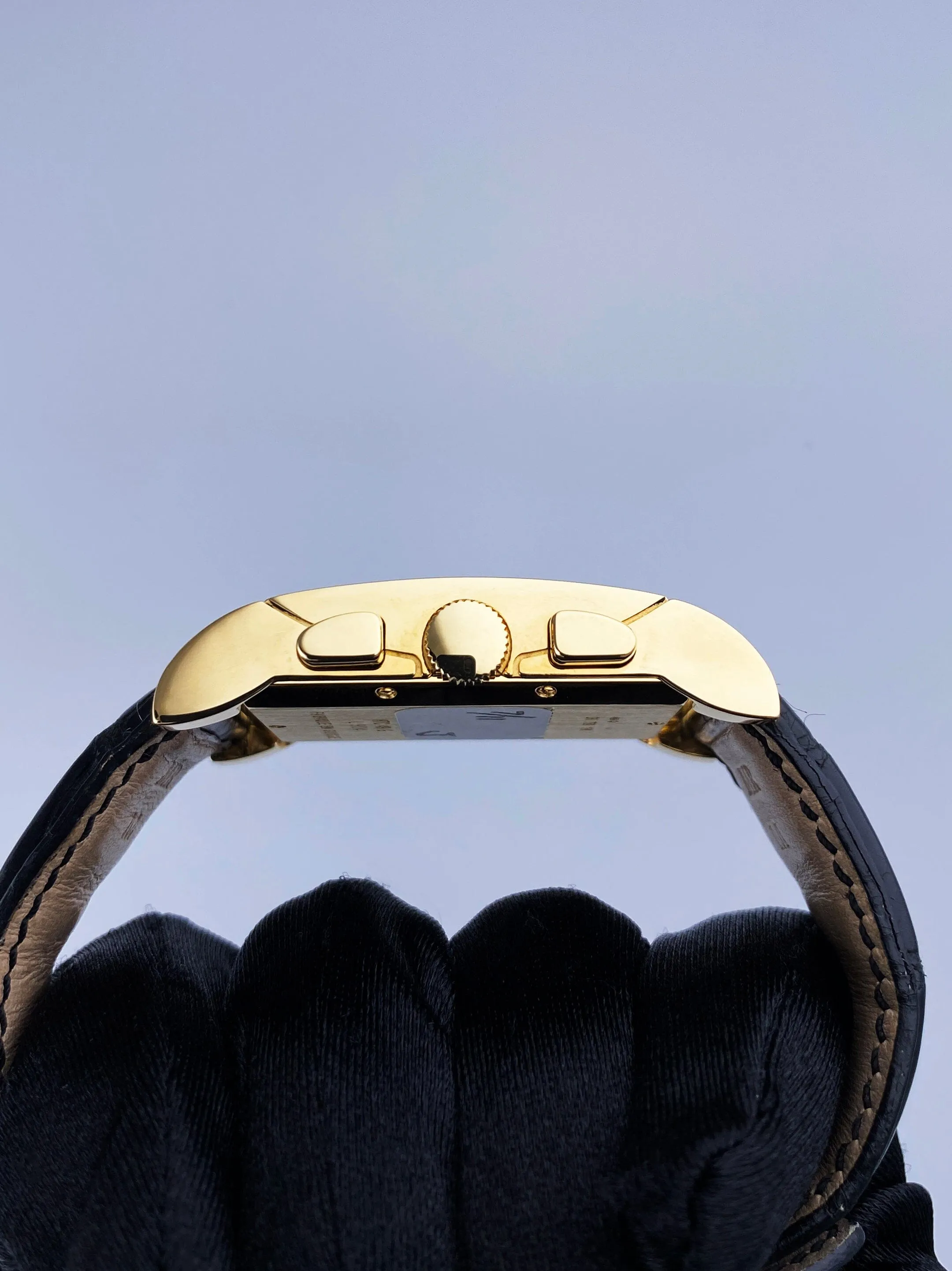 Bvlgari Rettangolo RTC 49 G 18K Yellow Gold Mens Watch
