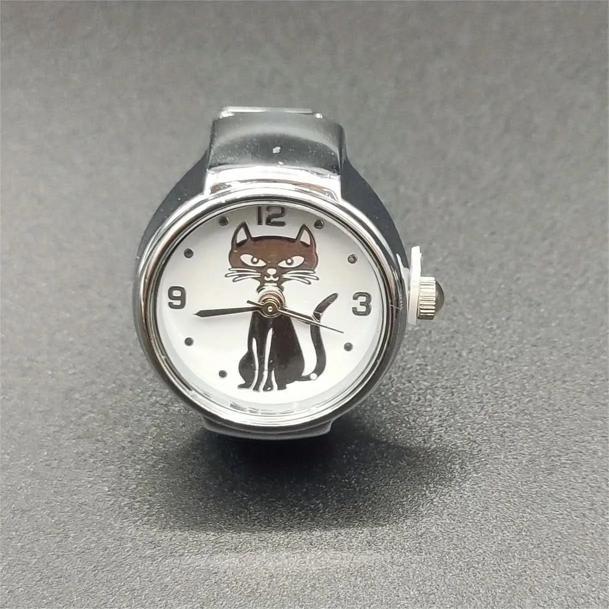Cute Cartoon Cat Quartz Ring Watch – Unisex, Elastic, Gift Idea