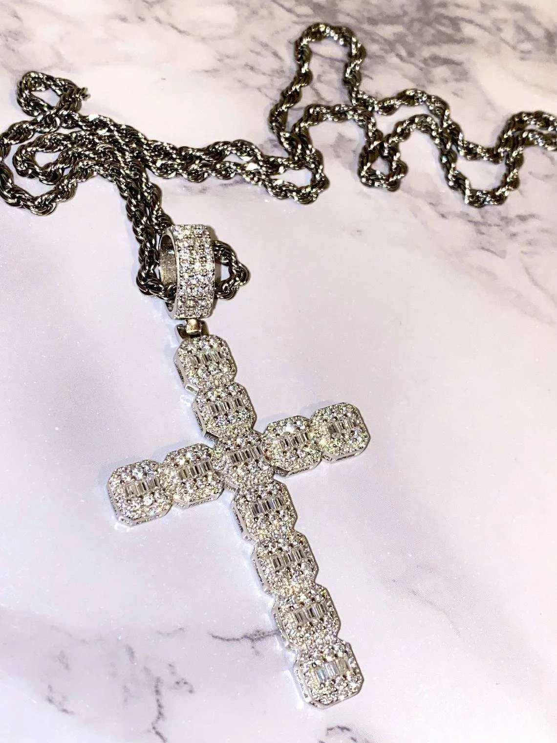 Ins Hot  Hip Hop Popular Mens Necklace Jewelry Iced Out Zircon Gold Silver Charm Pendants Cross Pendant