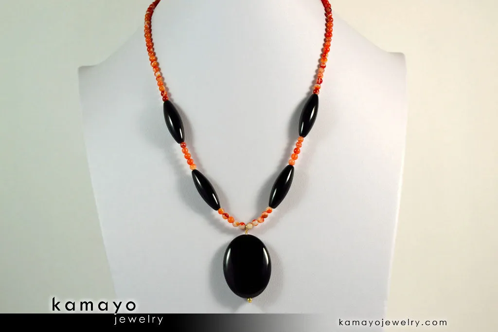 LEO NECKLACE - Large Black Onyx Pendant and Sardonyx Beads