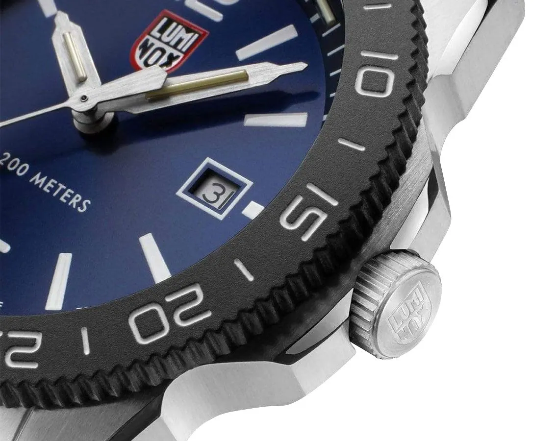 Luminox Pacific Diver Stainless Steel Blue Dial Blue Rubber Strap Date Divers Quartz Mens Watch XS.3123.DF