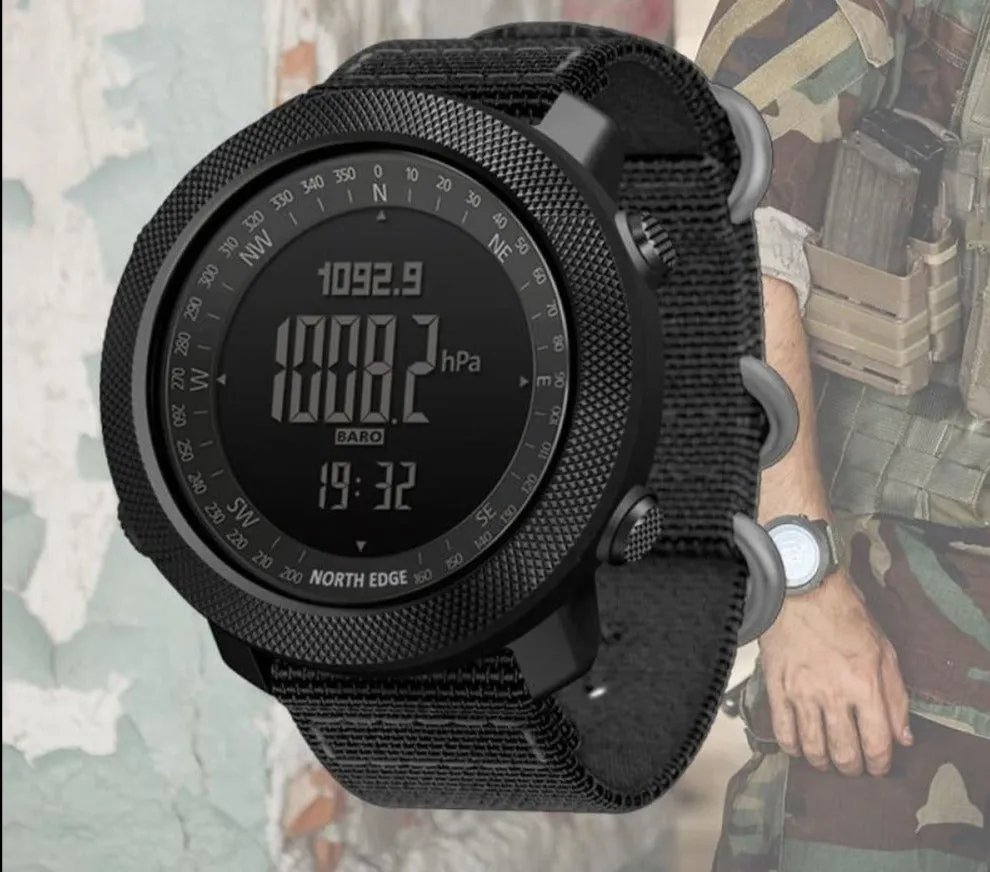 Mens Hiking Altimeter & Barometer Compass Sports Fitness Tracker