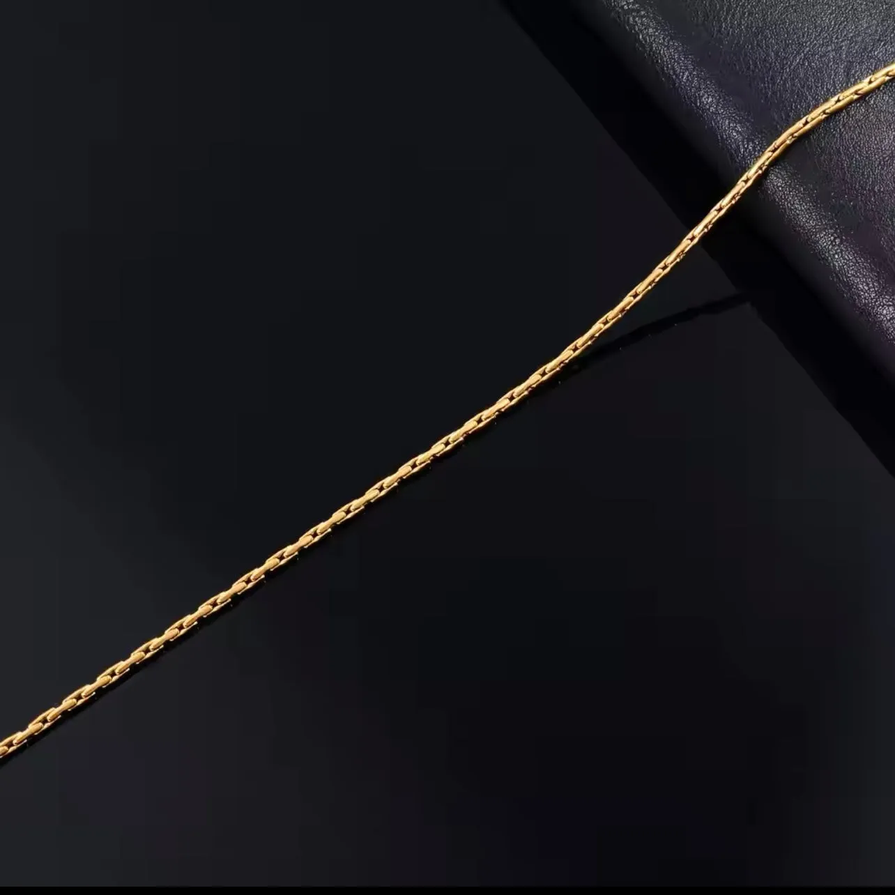 (Premium) 1mm Thin & Short Golden Rice Link Neck Chain For Men