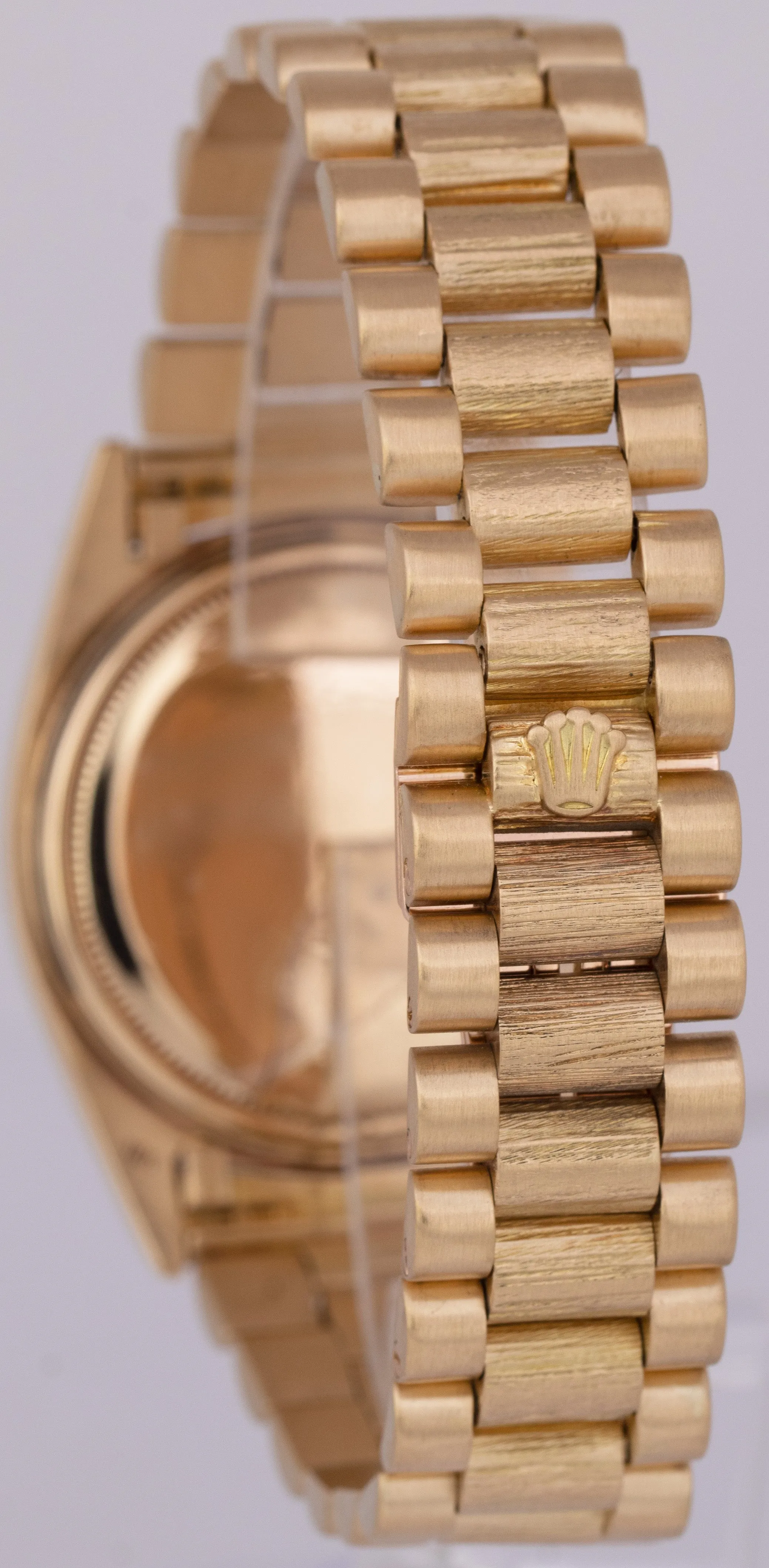 Rolex Day-Date President 36mm Champagne DIAMOND LINEN BARK 18K Yellow Gold 1807