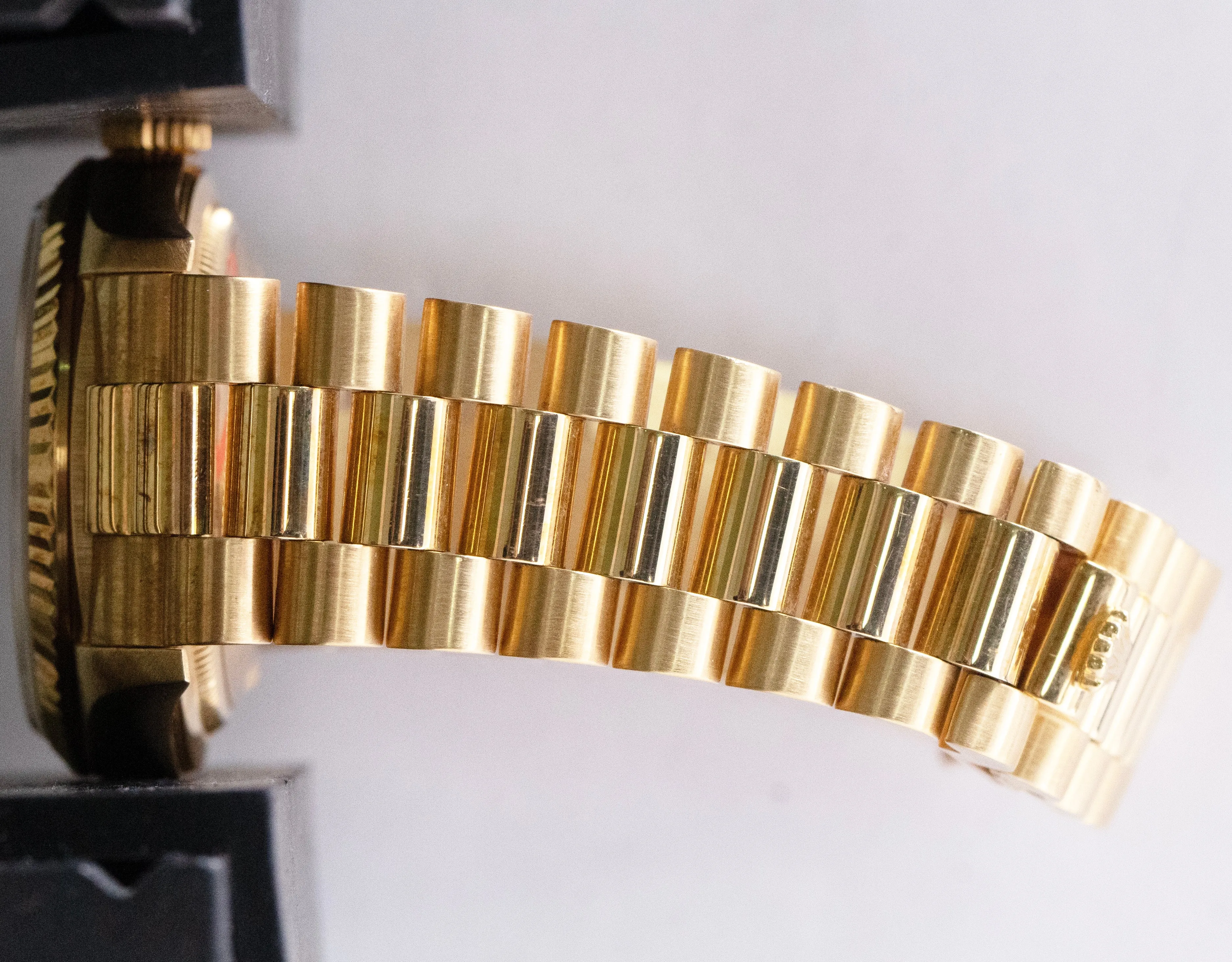 Rolex Day-Date President DIAMOND Champagne Dial 36mm 18K Yellow Gold Watch 18238
