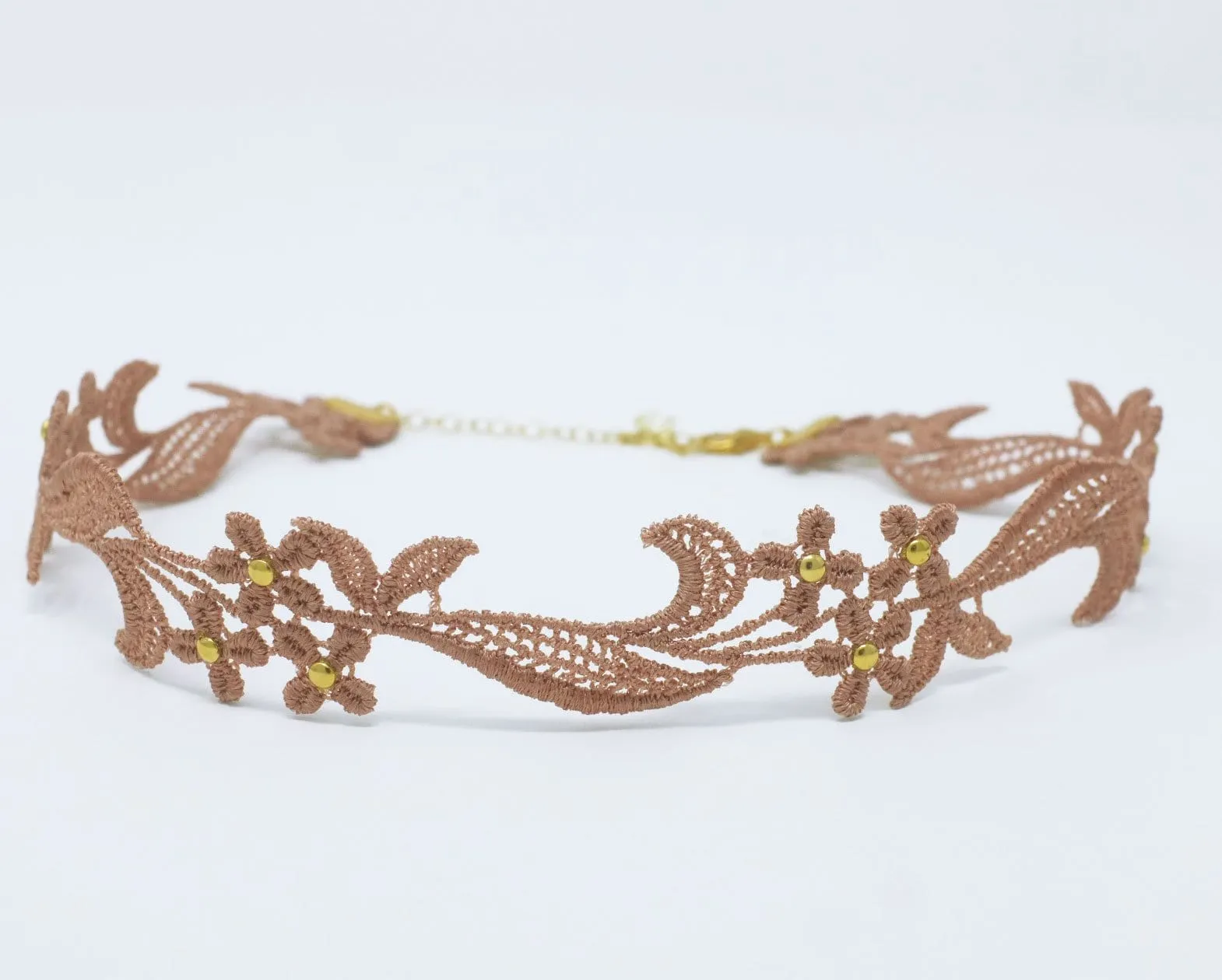 Sophia Beige & Gold Floral Choker Necklace