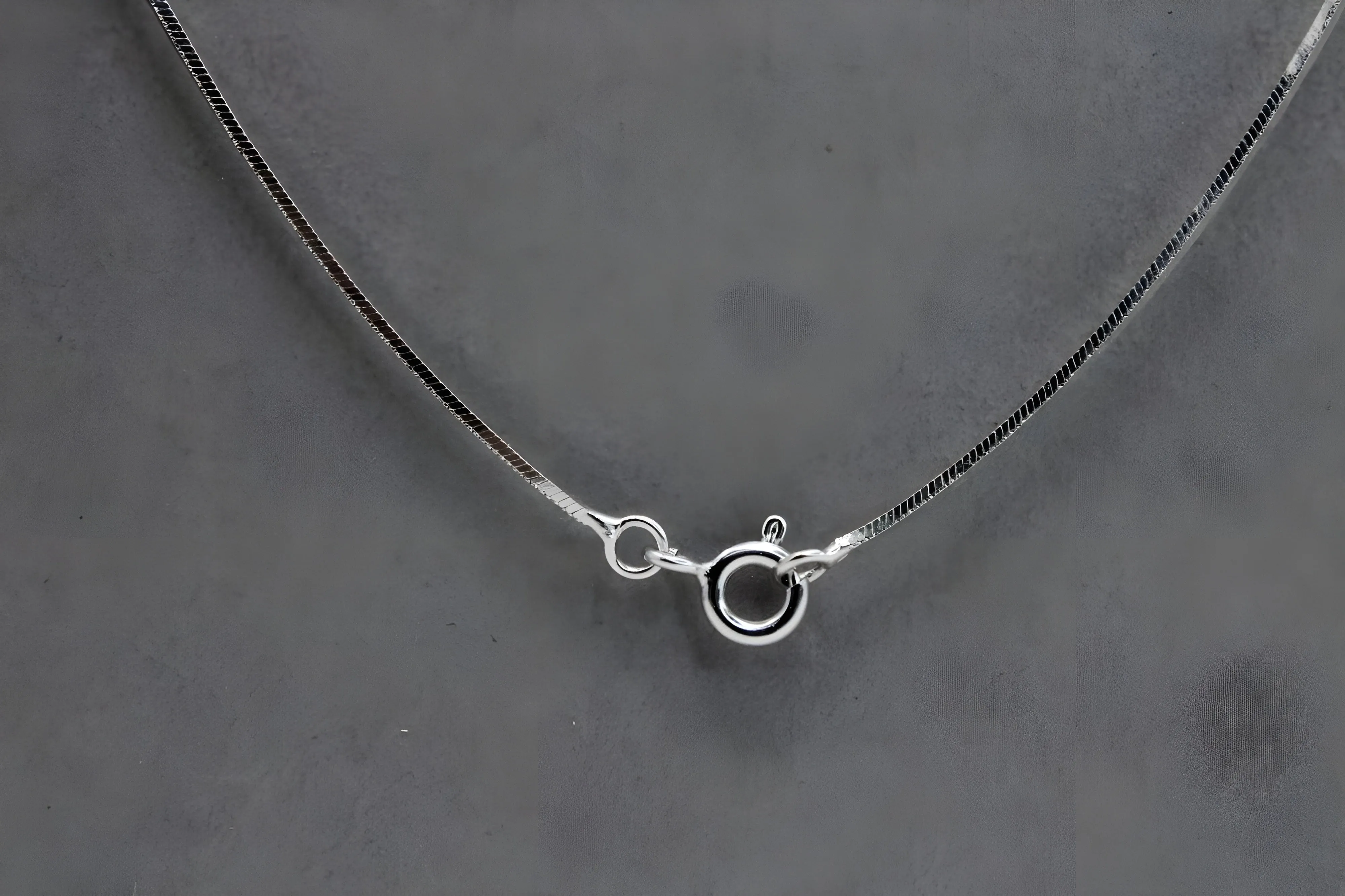 Sophisticated Sterling Silver Herringbone Snake Chain - Timeless Luxury for Any Ensemble