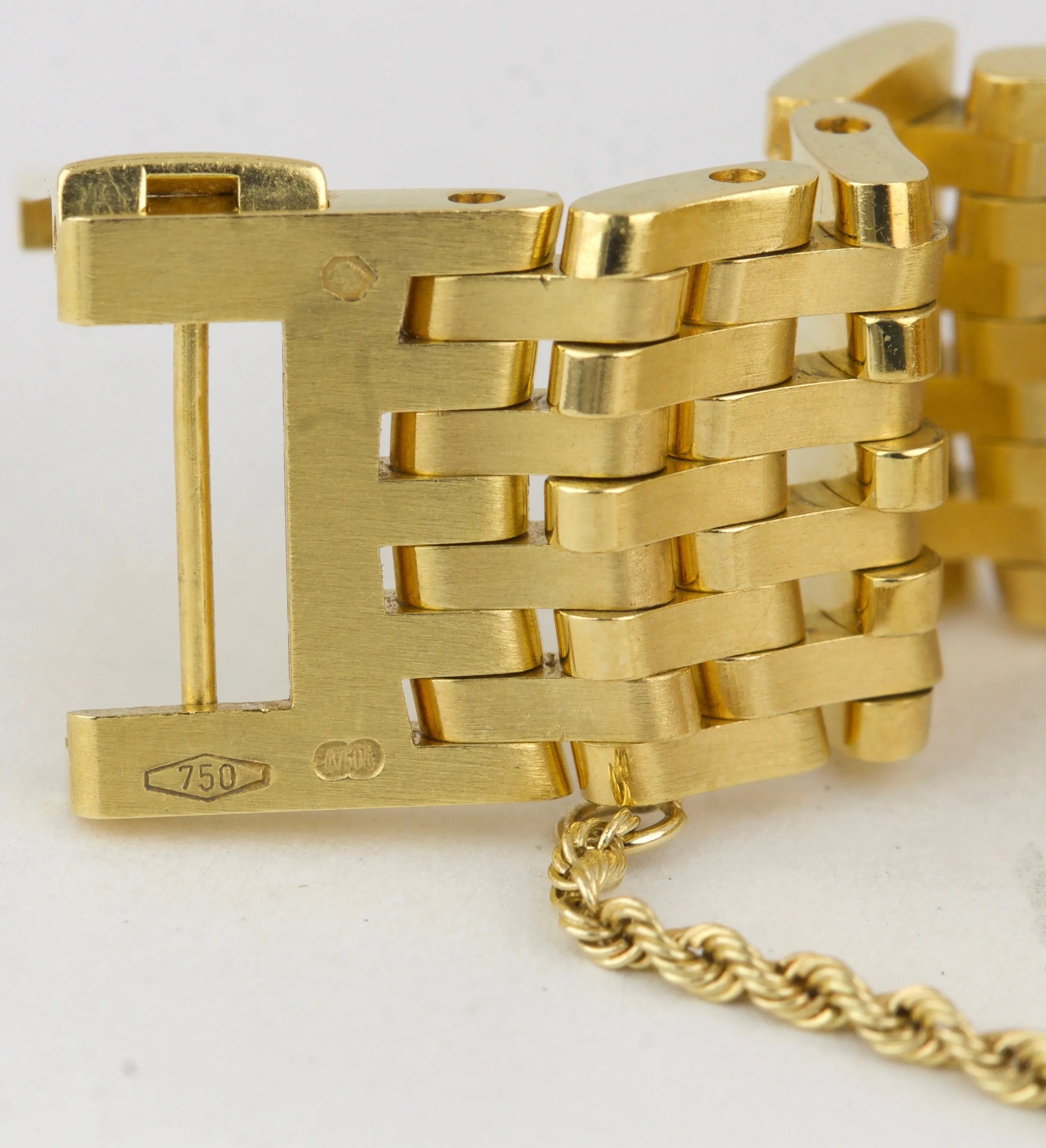 Tiffany & Co. Mark Coupe Medium 18K Yellow Gold Quartz Diamond Watch 17940384
